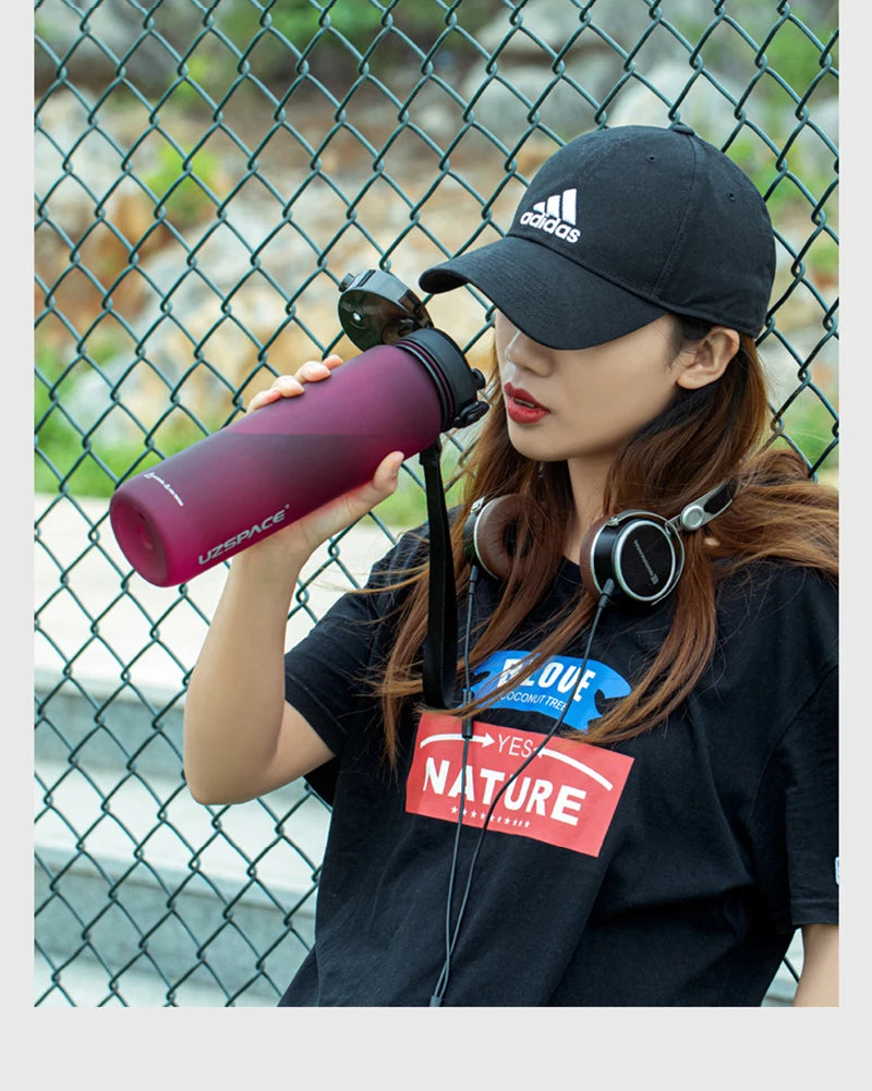 UZ Sports Water Bottle BPA Free Portable Leakproof Shaker Bottle Tritan Plastic Drinkware 500/1000ML Jug for Camping Gym School