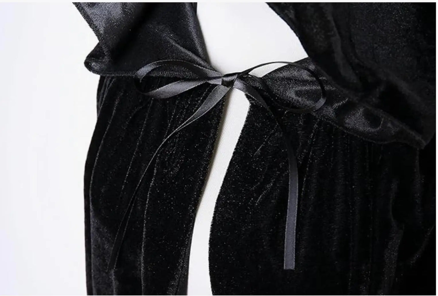 Christmas Grim Reaper Cloak Velvet long Hooded Unisex cape for Devil Witch Wizard Halloween Christmas Cosplay cloak