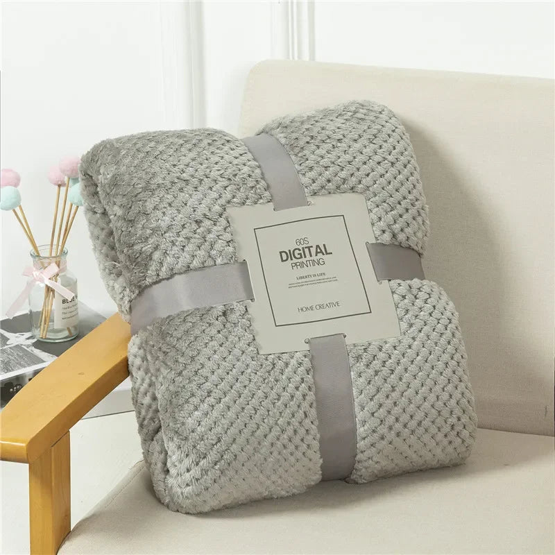 Japan Style Coral Fleece Blankets 300gsm Spring Summer Soft Fluffy Faux Fur Mink Throw Solid Sofa Cover Bedspread Plaid Blankets