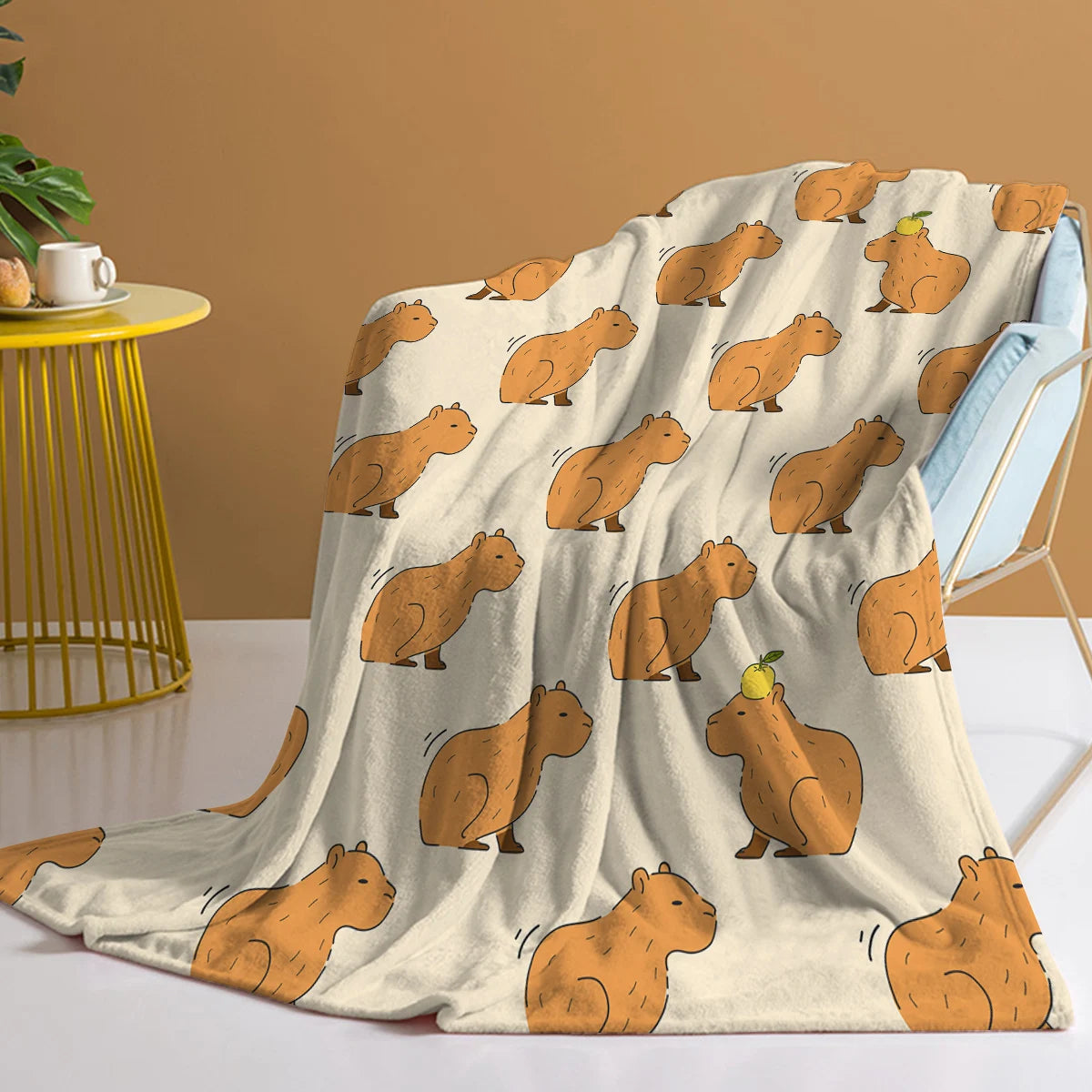 Trembling Capybara Blanket Printed Throw Blanket Plush Fluffy Flannel Fleece Blanket Soft Throws for Sofa Couch and Bed