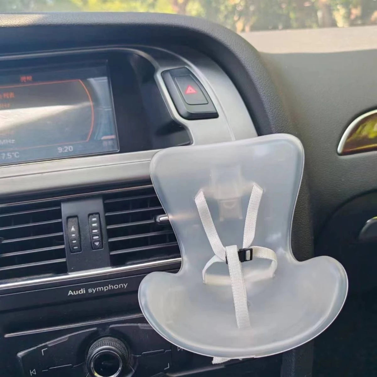 15-17cm doll Seat Labubu carseat Safety Seat Cute Doll Air Outlet Aromatherapy decoration high-grade Car Interior Decoration