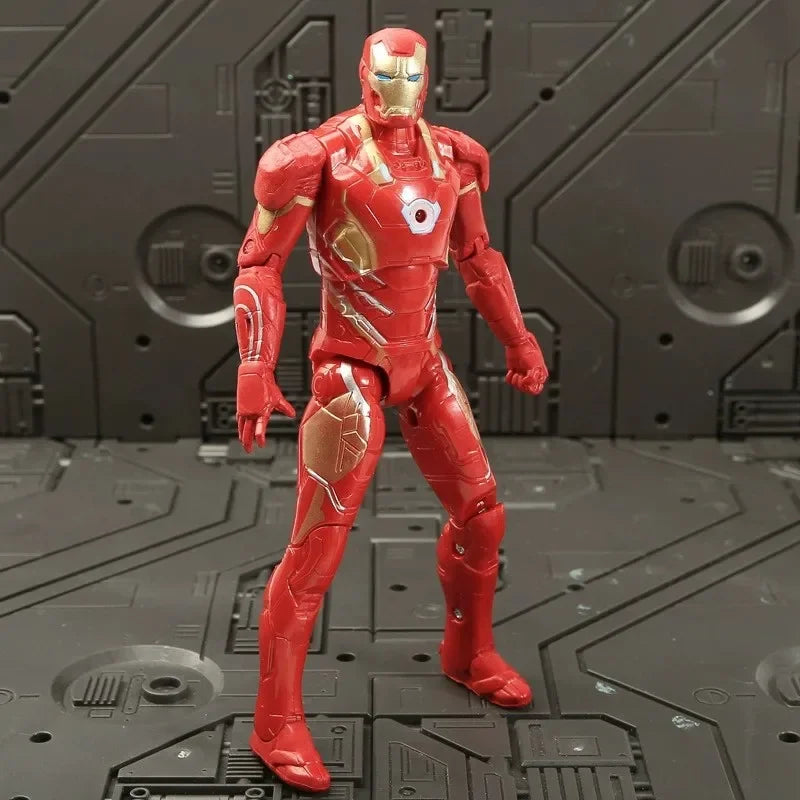 Marvel Comics Avengers Heroes Merchandise, Iron Man, Spider Man, Hulk, Desktop Decoration Model, Children's Toy, Birthday Gift