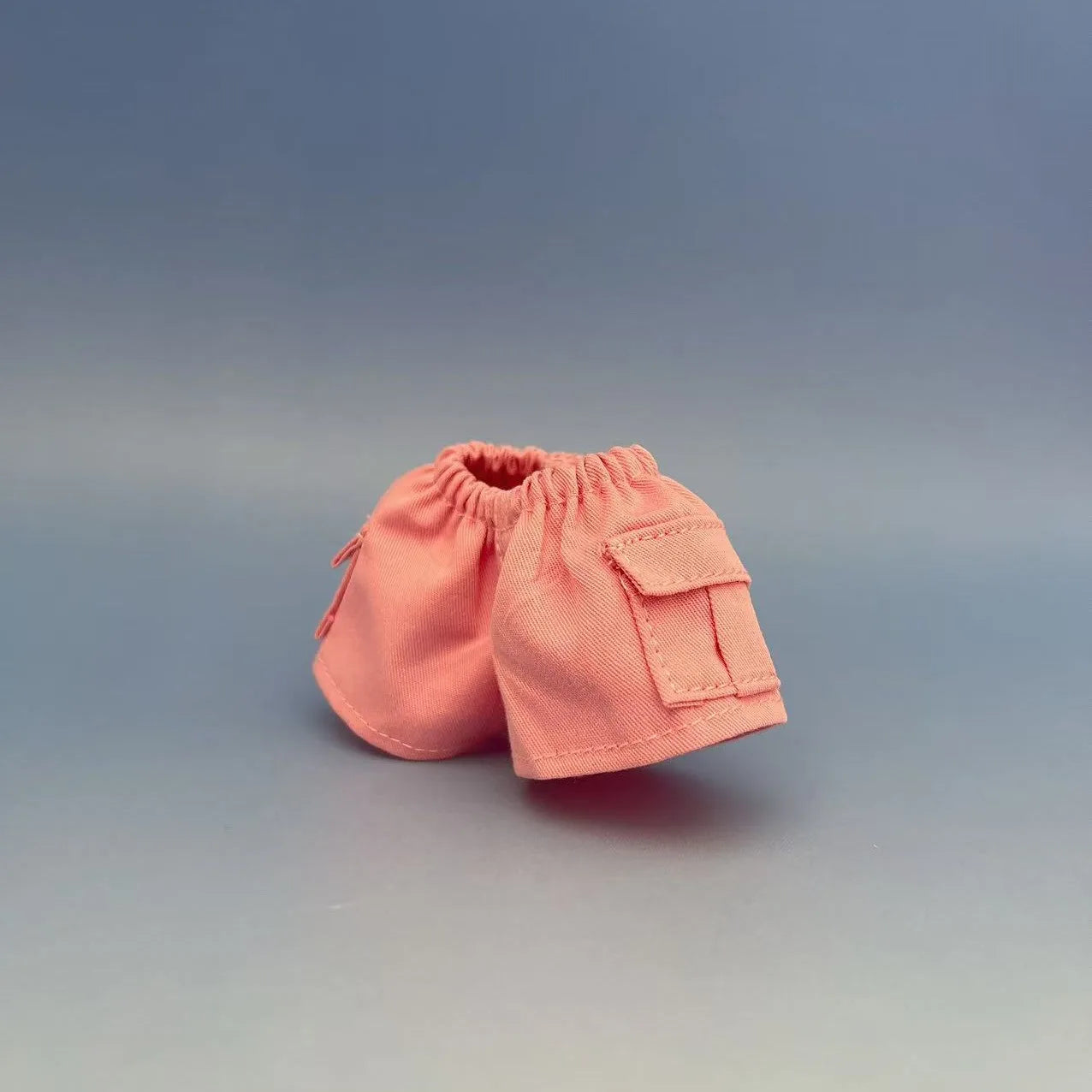 Labubu Summer Shirt & Ripped Jeans - Cool Casual Outfit for 17cm Vinyl Dolls with a Trendy Summer Vibe