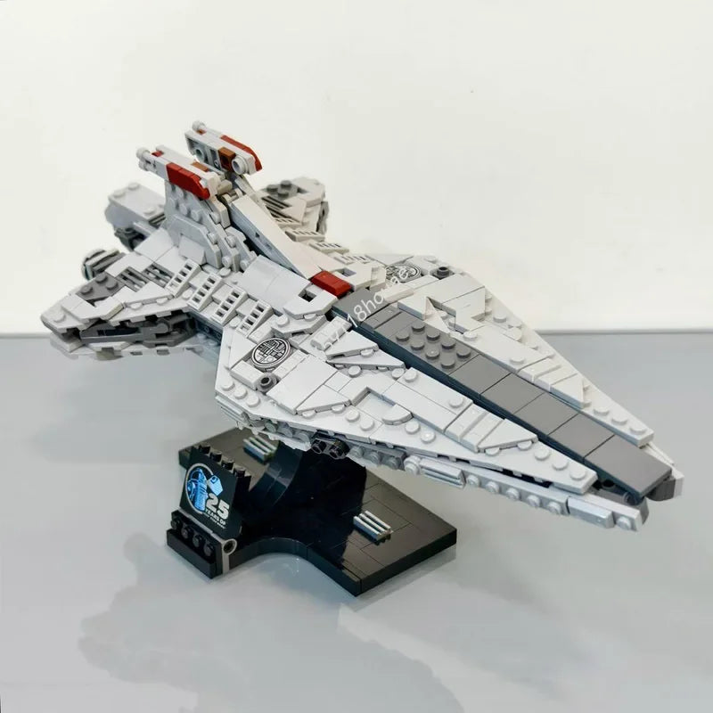 NEW 660PCS MOC Space Venator Class Star Destroyer Midi Scale Building Blocks Model Creative Expert Bricks DIY Assemble Toys Gift