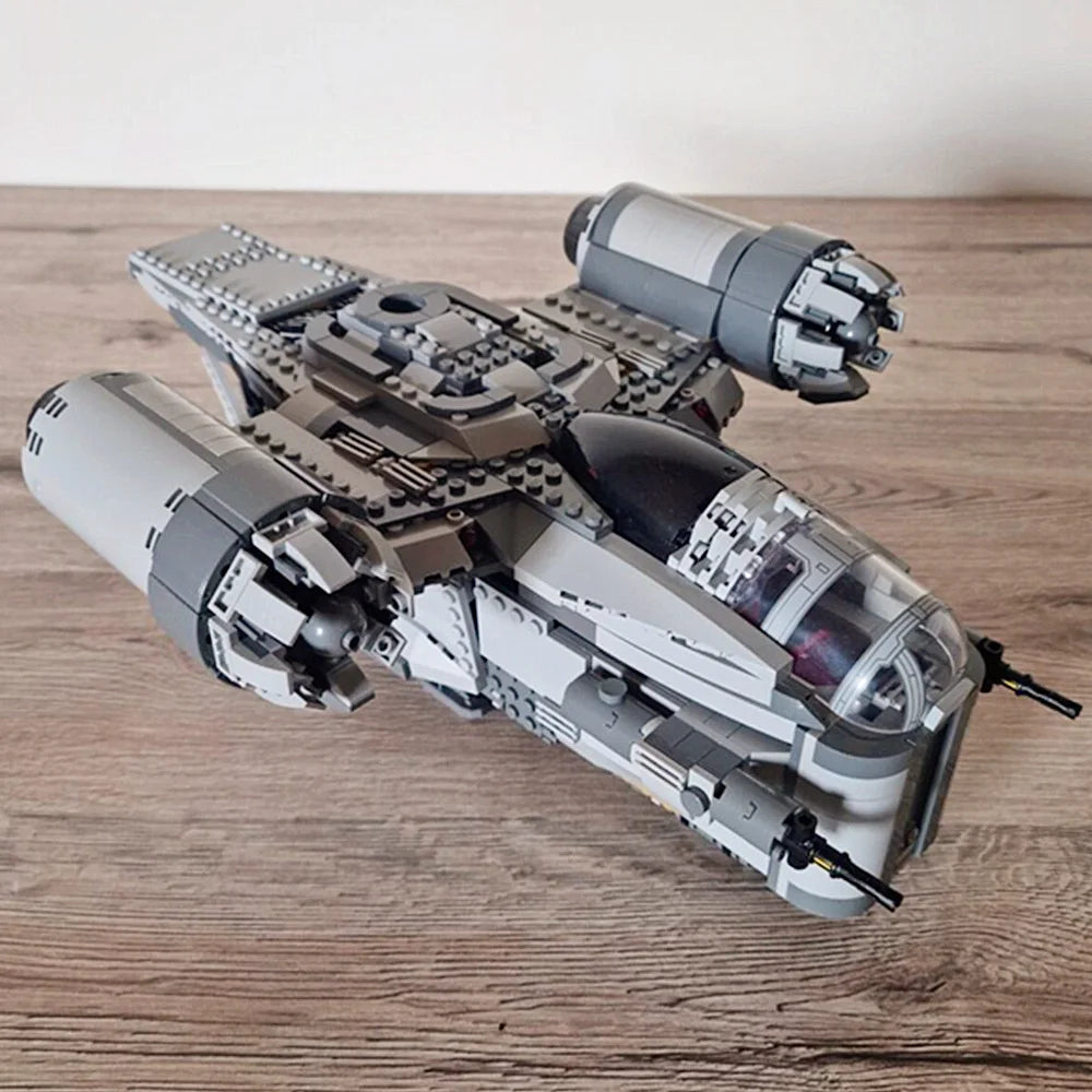 Galaxy-Razors MOC-StarFighters Spaceships Battles Ship Crest Fighters-Aircraft Model Building Blocks Bricks Toys Gift