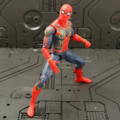 Marvel Comics Avengers Heroes Merchandise, Iron Man, Spider Man, Hulk, Desktop Decoration Model, Children's Toy, Birthday Gift