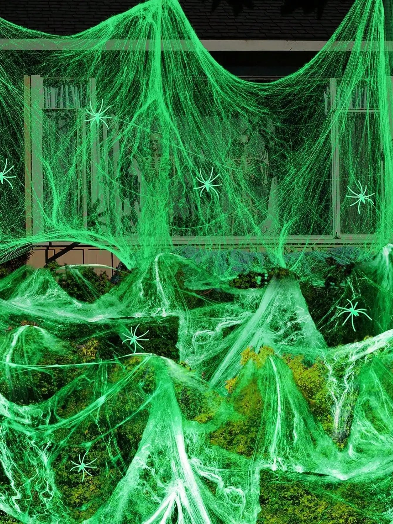Glow-In-The-Dark Spider Web Set with Spiders, Fluorescent Expandable Spider Web for Halloween Decoration Indoor Outdoor Party