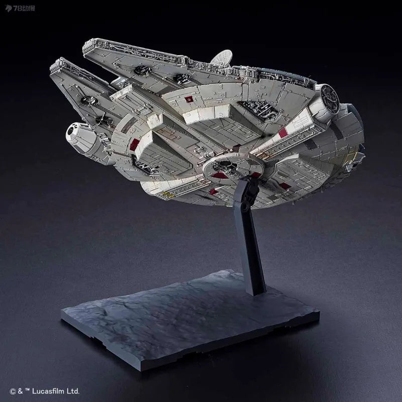 BANDAI Genuine STAR WARS Series Vehicle Series 1/144: Rise of The Millennium Falcon Skywalker Ver Assemble The Model Collect