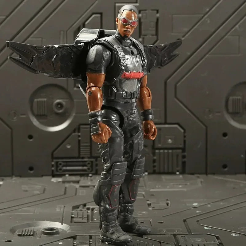 Marvel Comics Avengers Heroes Merchandise, Iron Man, Spider Man, Hulk, Desktop Decoration Model, Children's Toy, Birthday Gift