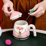 Christmas-themed ceramic cups, holiday mugs, Santa Claus design drinkware, and commemorative gifts, ideal for seasonal gifting