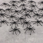 50-100Pcs Halloween Luminous Spiders Scary Trick Spider Indoor & Outdoor Haunted House Decorative Props Halloween Party Supplies
