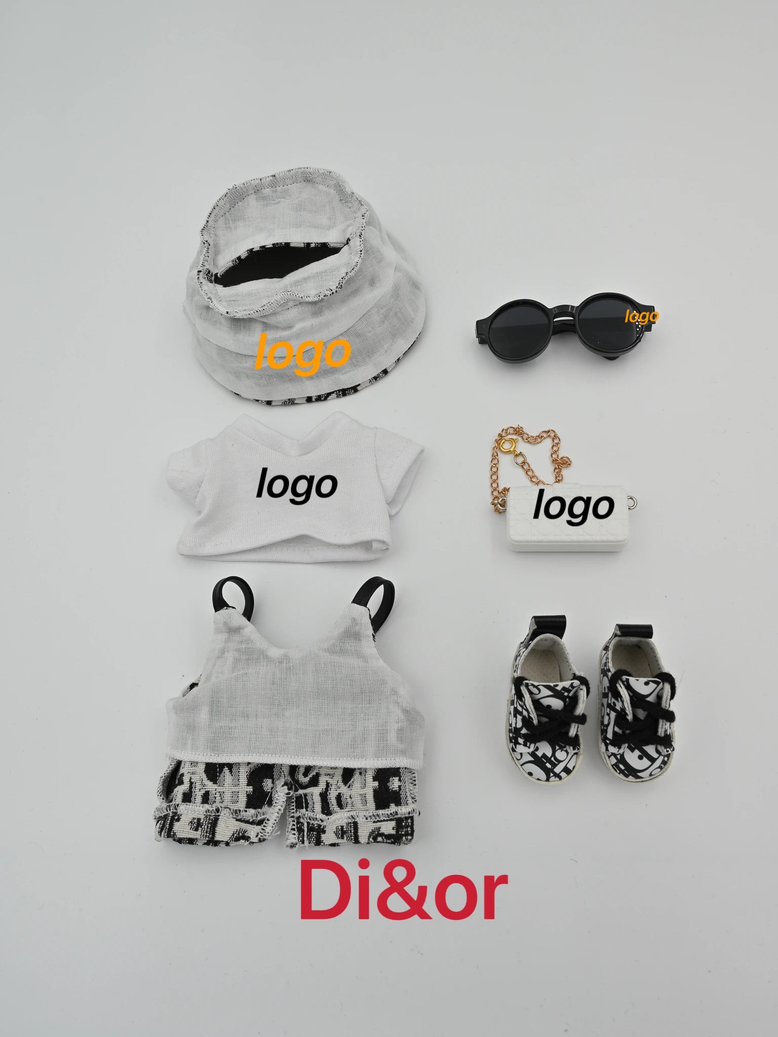 Labubu Haute Couture 17cm Doll Clothing| Gen1-3 Compatible | Designer Outfit with Mini Hat, Glasses & Shoes | Collectible Set