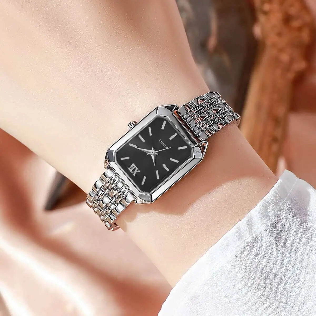 Fashion Rectangle Women Quartz Watch Luxury Analog Wristwatches Reloj Mujer Girls Clock Gift（Without Box）