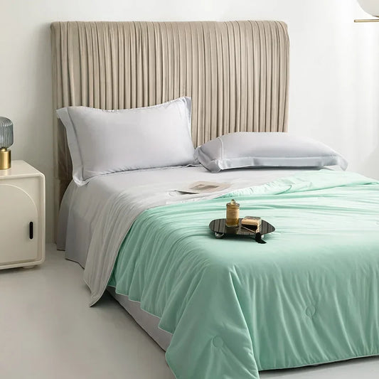 Air Condition Comforter for Summer Pure Color Ice Silk Cooling Blanket Lightweight and Smooth Twin/King Size Cold Quilt