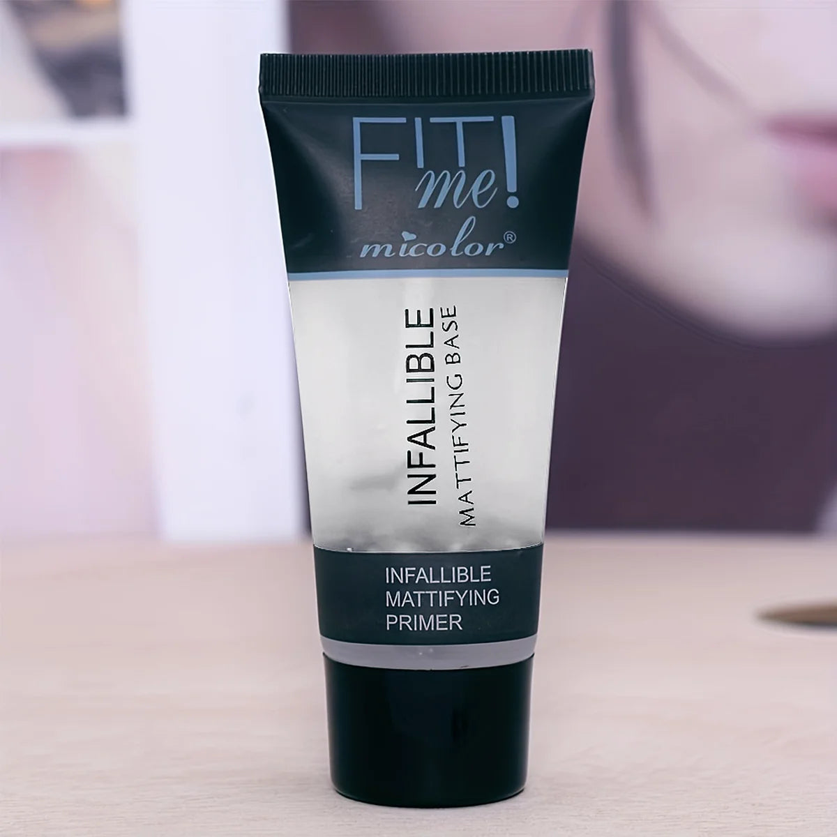 Long lasting moisturizing, waterproof, anti shedding, quick film-forming, easy to apply before applying soft tube makeup lotion