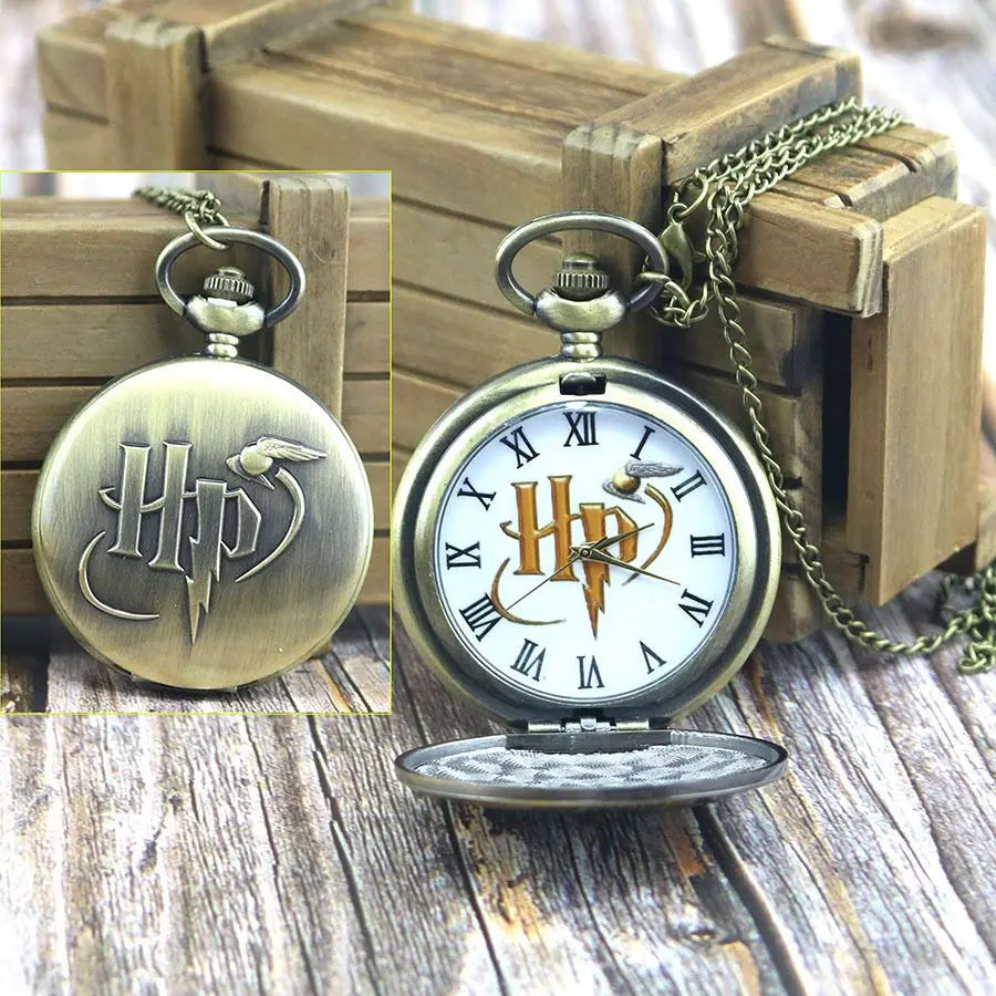 Golden Thief Necklace Pocket Watch Hogwarts Retro Flip Quartz Watch Men's and Women's Hanging Chain Clothing Accessories