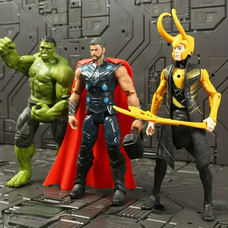 Marvel Comics Avengers Heroes Merchandise, Iron Man, Spider Man, Hulk, Desktop Decoration Model, Children's Toy, Birthday Gift