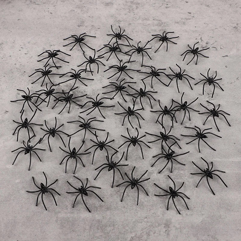 50-100Pcs Halloween Luminous Spiders Scary Trick Spider Indoor & Outdoor Haunted House Decorative Props Halloween Party Supplies