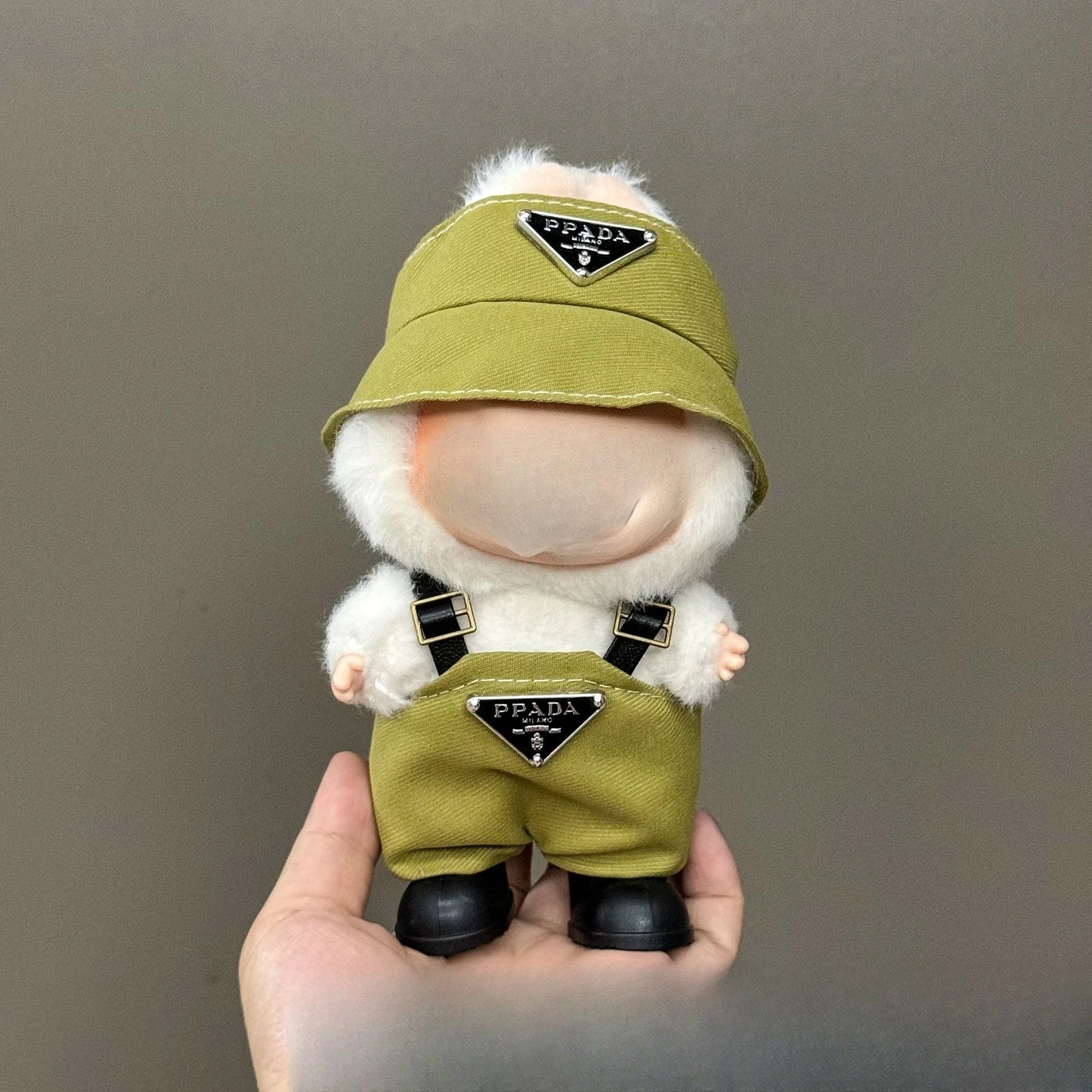 Only clothes are suitable for LABUBUBU, LABUBUBU, baby clothes, 17cm pendants, plush toys, fashion clothes, suits and skirts.