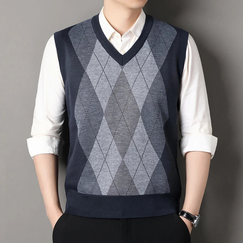 Cardigan Sweater Vests Men Autumn Winter Fleece Knitted Waistcoat Argyle Plaid Smart Causal Fashion Knit Sleeveless Sweater Vest