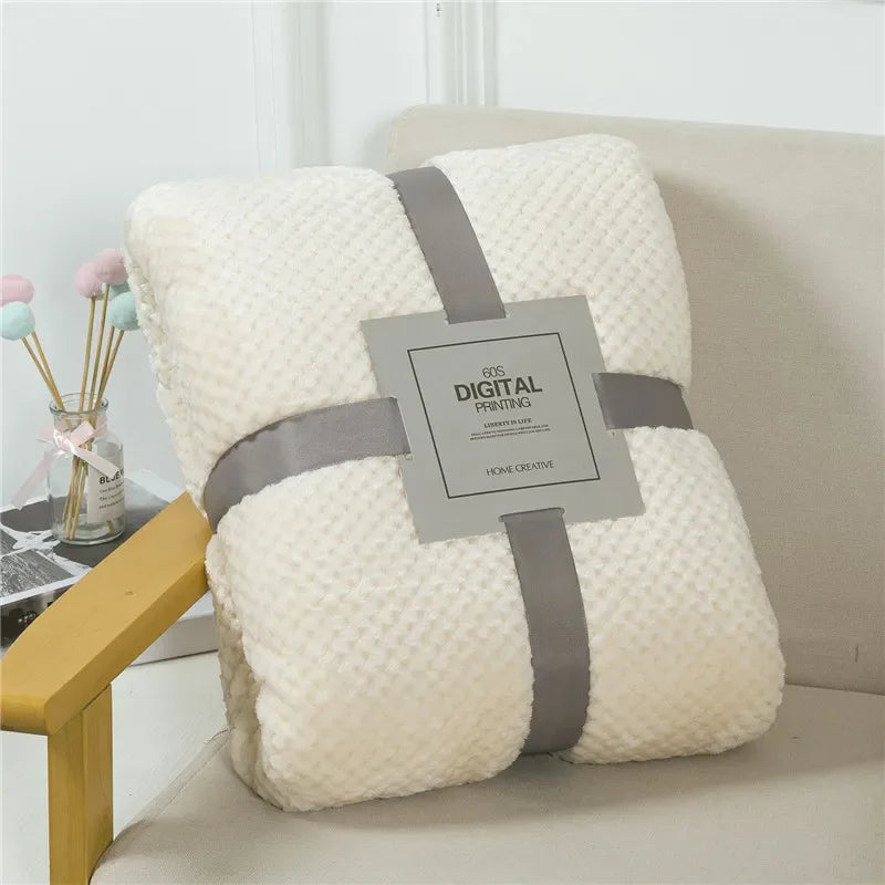 Japan Style Coral Fleece Blankets 300gsm Spring Summer Soft Fluffy Faux Fur Mink Throw Solid Sofa Cover Bedspread Plaid Blankets