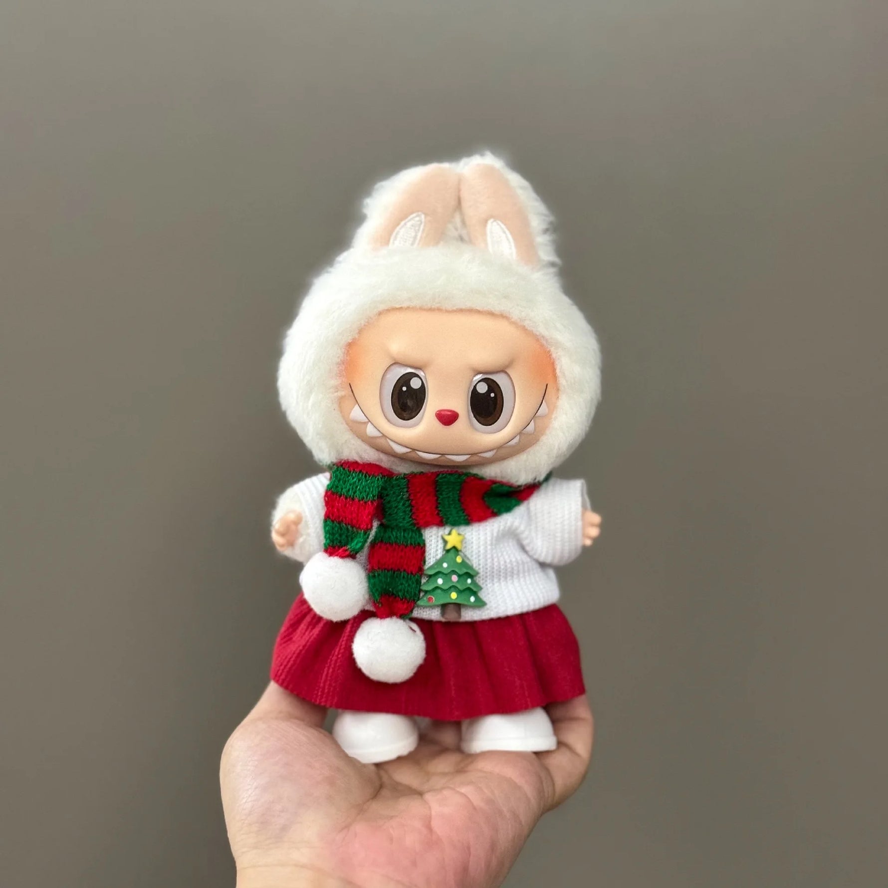 Labubu  Doll Christmas Outfit - Festive Holiday Costume Set, Cute Plush Santa Dress with Accessories for  Dolls (Clothes Only)