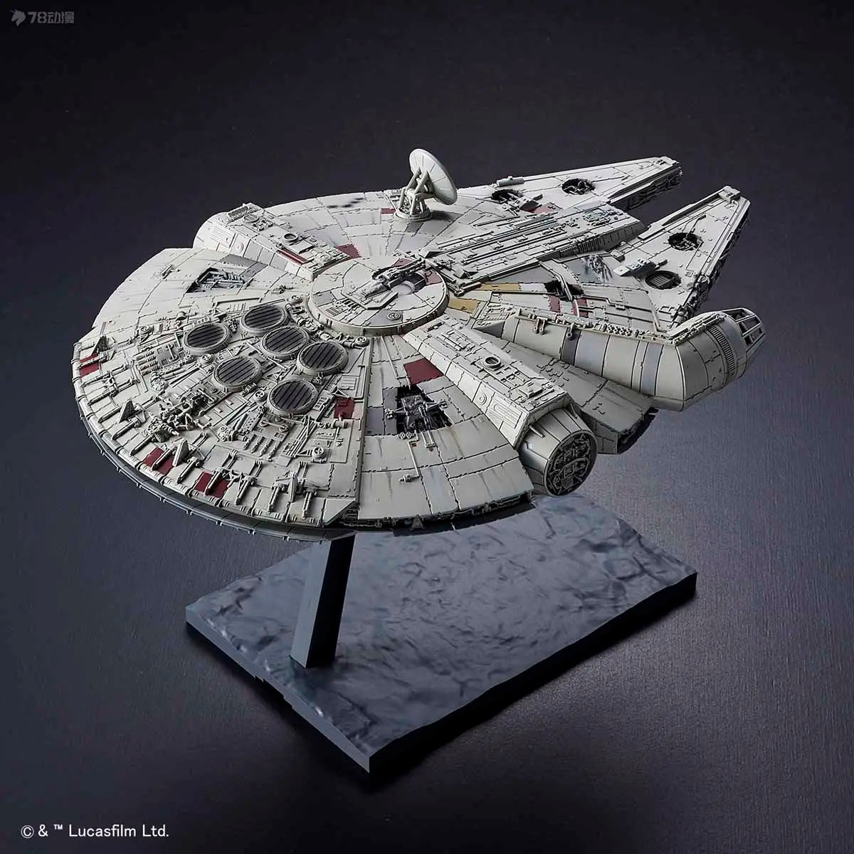 BANDAI Genuine STAR WARS Series Vehicle Series 1/144: Rise of The Millennium Falcon Skywalker Ver Assemble The Model Collect