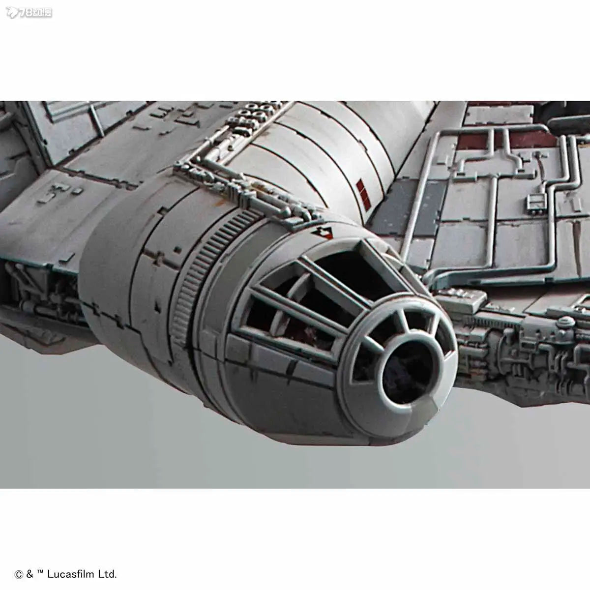 BANDAI Genuine STAR WARS Series Vehicle Series 1/144: Rise of The Millennium Falcon Skywalker Ver Assemble The Model Collect